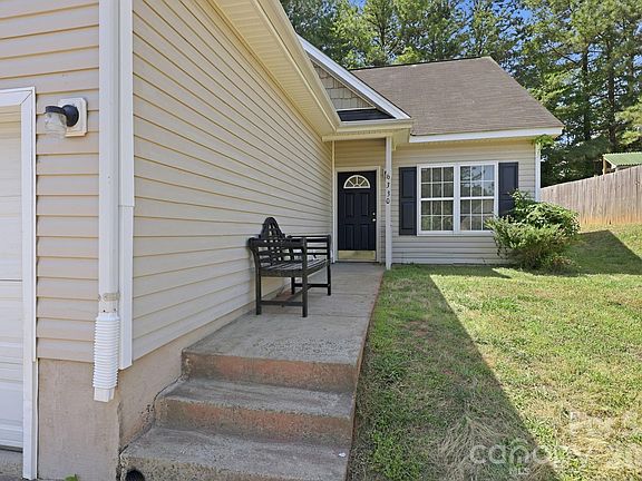 2nd image of 6330 Derryfield Dr