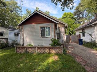 928 Huron St, Flint, MI 48507