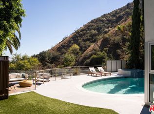 2257 Chelan Dr, Los Angeles, CA 90068