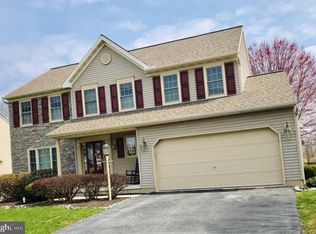 2949 Tiffany Dr, Lititz, PA 17543