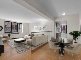 10 Downing St APT 3M, New York, NY 10014