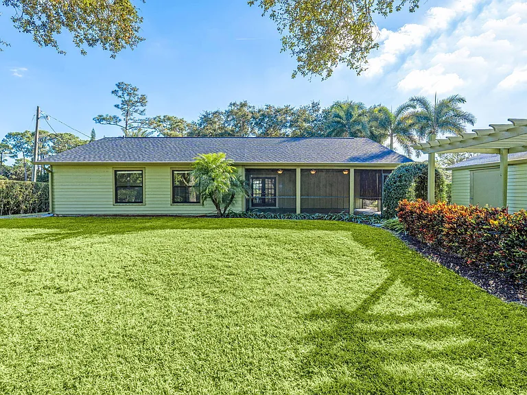 11989 Persimmon Blvd — Photo 31