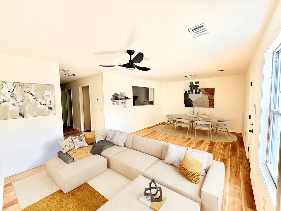 8608 Webb Rd