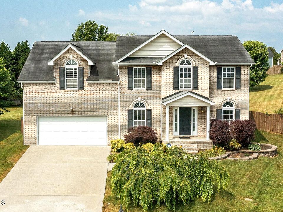 1st image of 4917 Creekrock Ln
