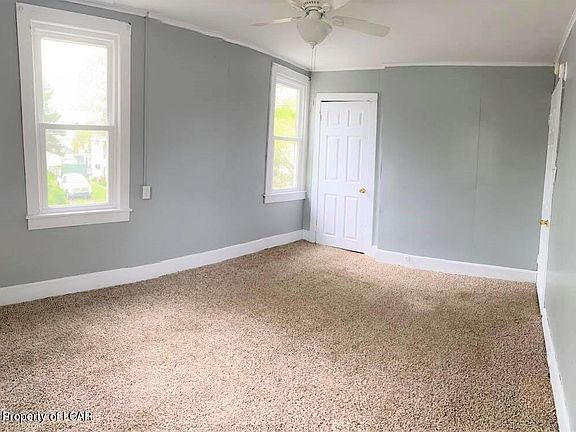 5th image of 145 Sharpe St #2