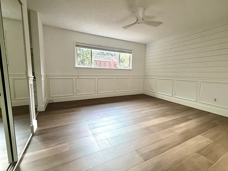 2701 Center Rd — Photo 8