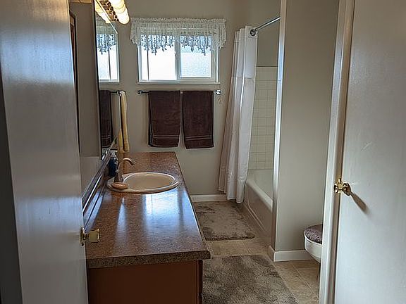 Upstairs bathroom