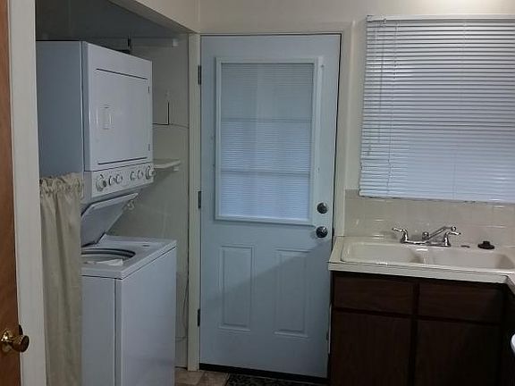 5th image of 180 Ohio Ave APT 5