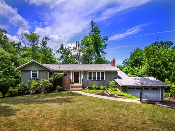 51 Wagner Drive, Hamden, CT 06518