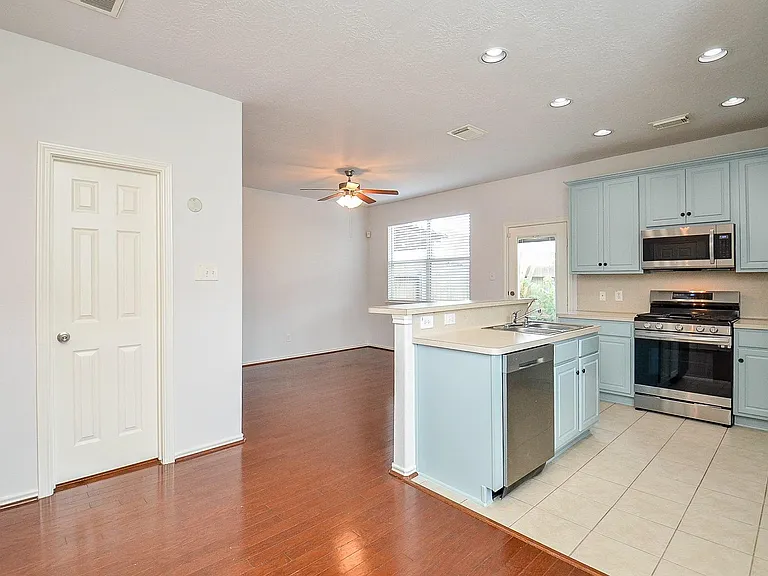8821 Elm Drake Ln — Photo 10
