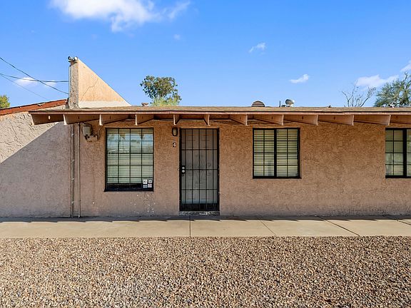 4-web-or-mls-2444 E Danbury Rd 4--23_12202024