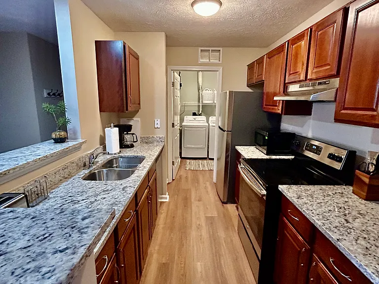 10404 Southern Meadows Dr #104 — Photo 3