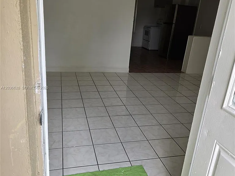 5605 Taylor St #1 — Photo 2
