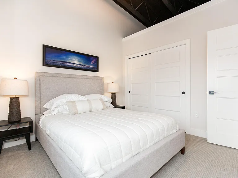 323 Gallatin Park Dr #203 — Photo 13