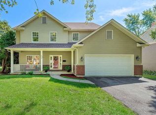 323 S Park St, Westmont, IL