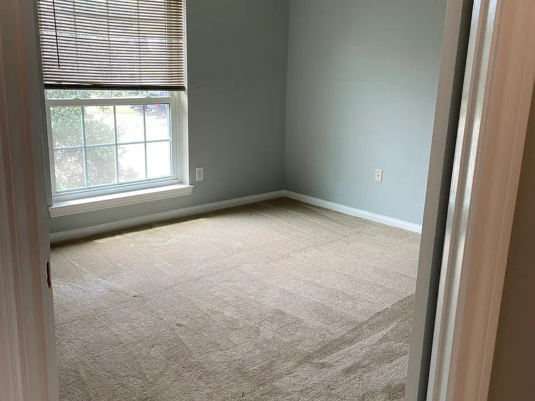 1401 Helmsley Dr — Photo 27