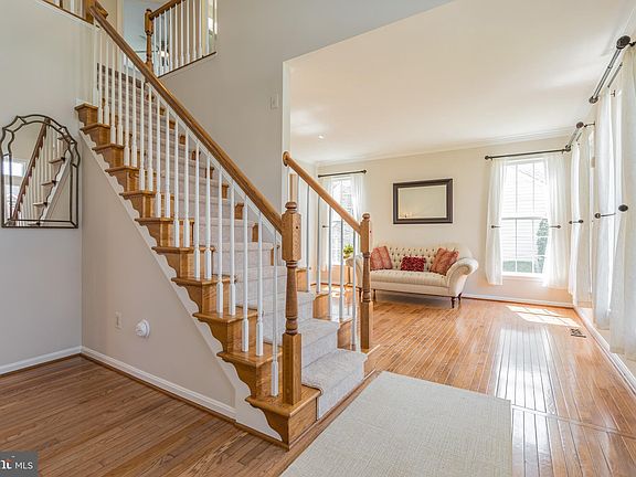 4th image of 17807 Falconcrest Cir