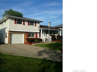 99 Dalewood Dr, Amherst, NY 14228