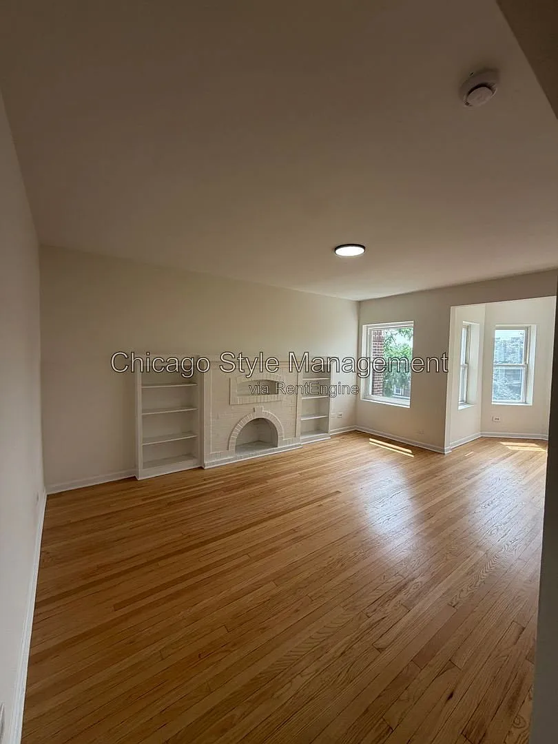 3 bed, 1.0 bath, $1,695 — Photo 4