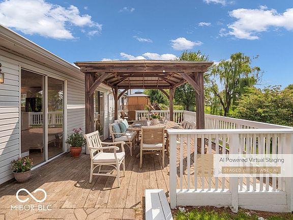 4th image of 6127 Carrie Pl