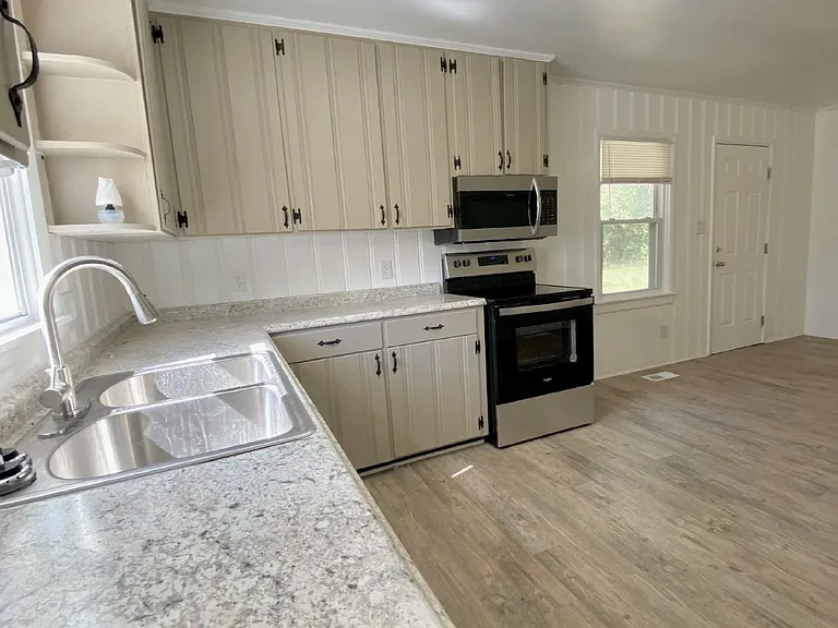 3808 Hartwell Rd — Photo 16