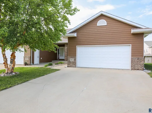 207 W Ivy Rd, Tea, SD 57064