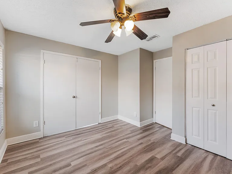 5201 Bellefield Dr — Photo 25