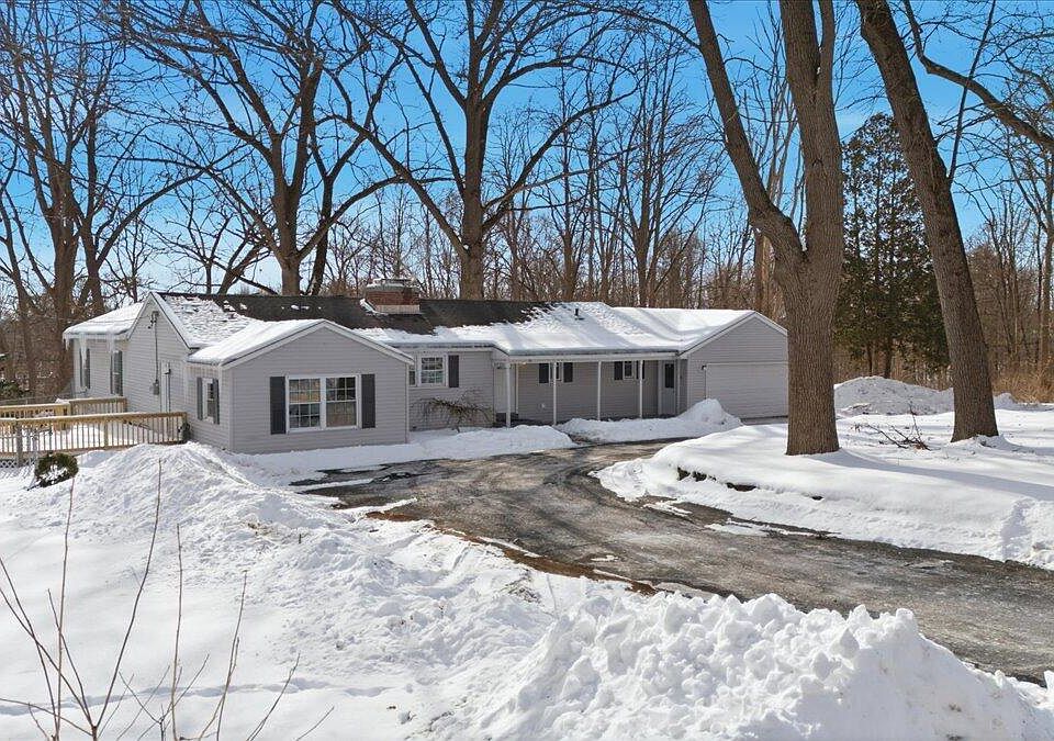 1st image of 12 Laurel Road