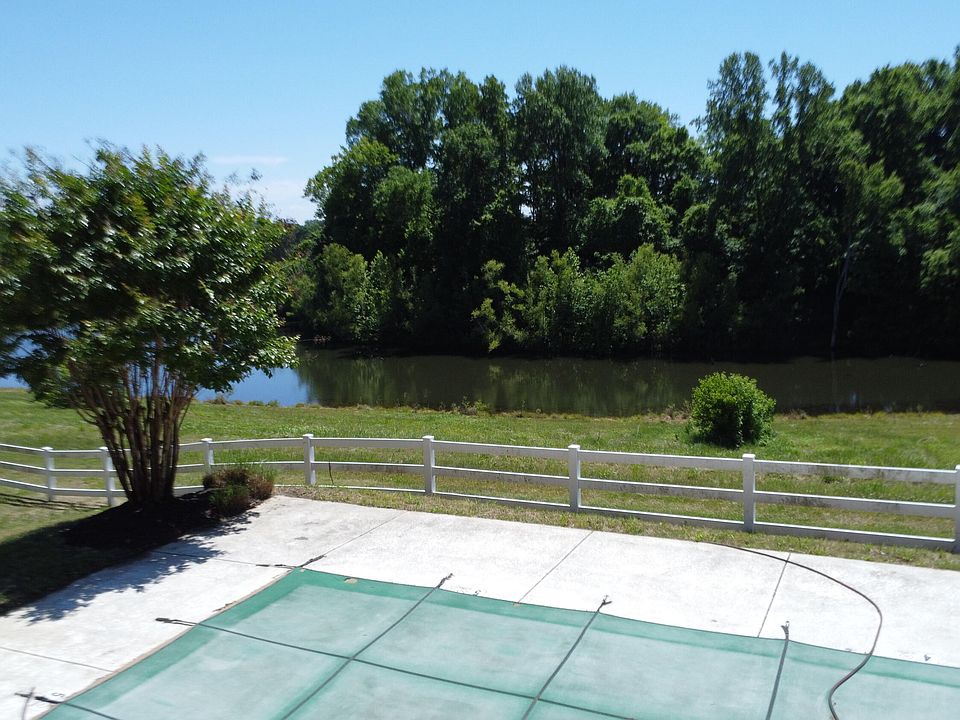 43rd image of 1532 Jackson Hill Rd