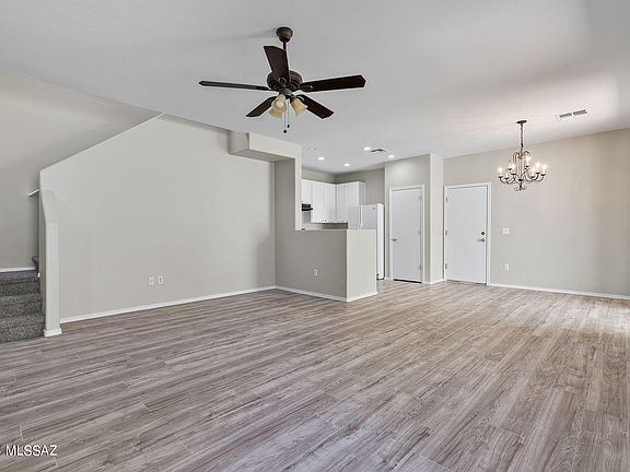4th image of 672 W Paseo Celestial