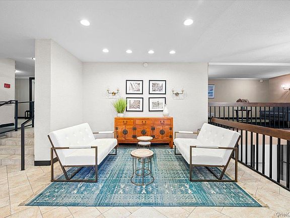 4th image of 30 Greenridge Avenue #4M