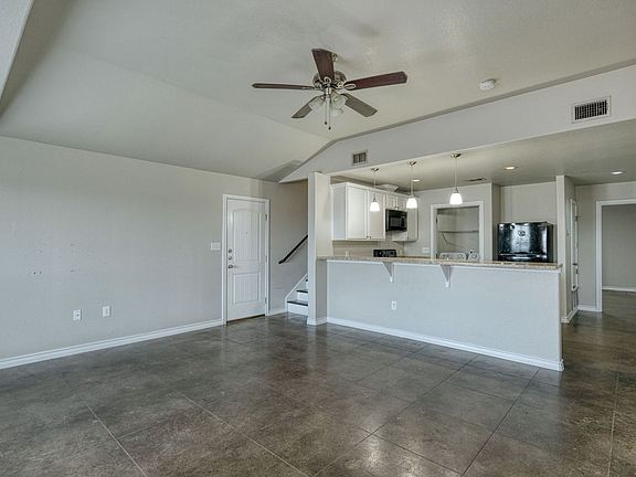 3rd image of 104 Castleberry Ct #A