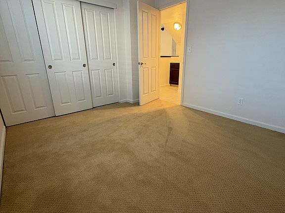 4th image of 14120 Pinecrest St