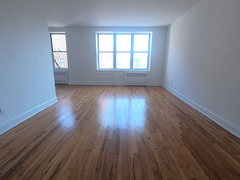 1st image of 11146 76th Dr APT 5B
