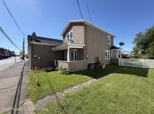 408 Oak St, Old Forge, PA 18518