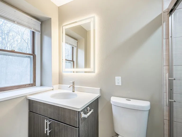 Woodland Reserve Apartments — Photo 77