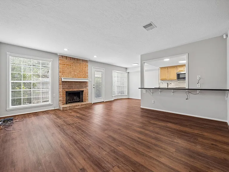 14201 Misty Meadow Ln — Photo 17