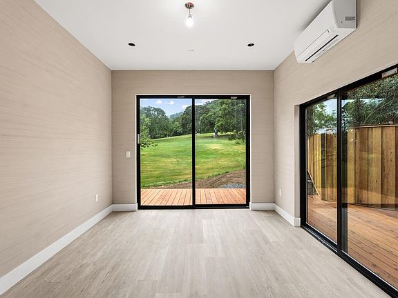 5th image of 1091 Maple Avenue