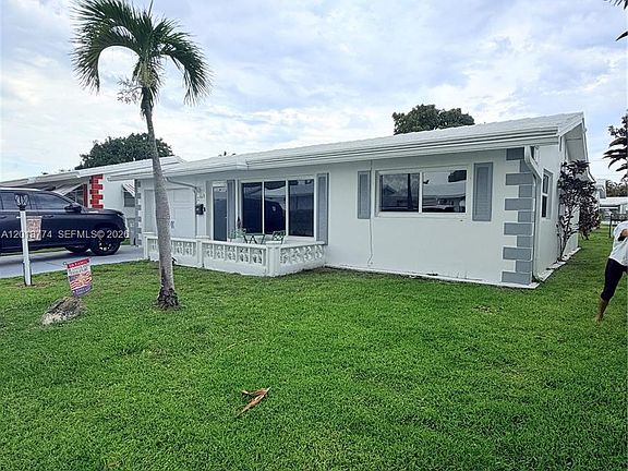 3rd image of 2960 NW 1st Dr