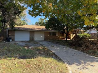 4324 N Grove Ave, Warr Acres, OK 73122
