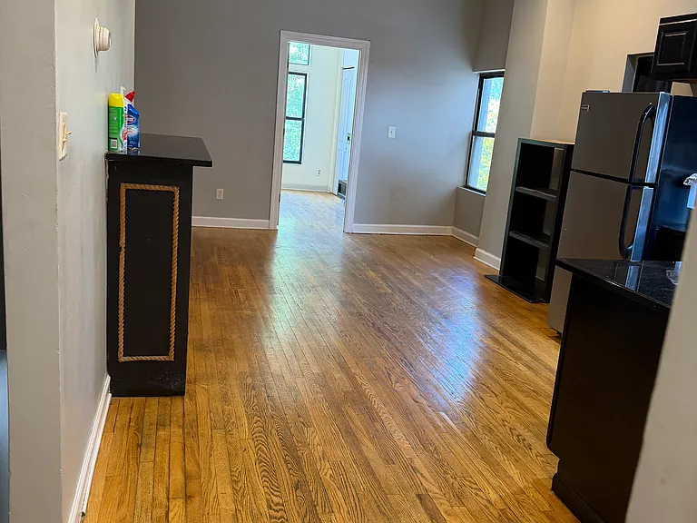2457 W Adams St #2 — Photo 7