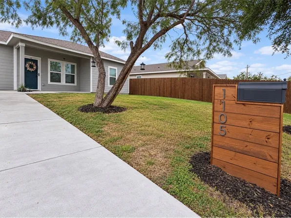 1105 Cabra St, Corpus Christi, TX 78401