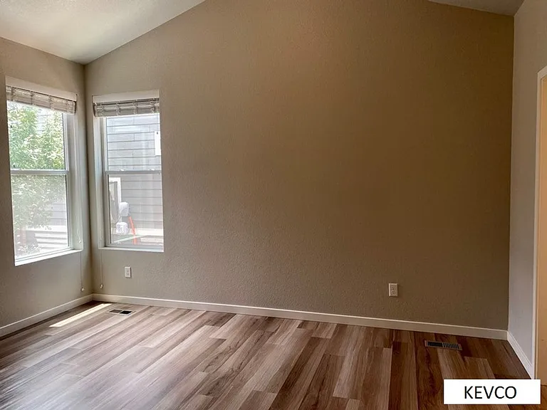 2950 Sykes Dr — Photo 10