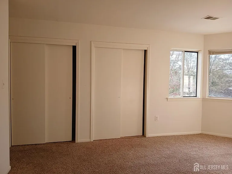 1081 Schmidt Ln — Photo 15