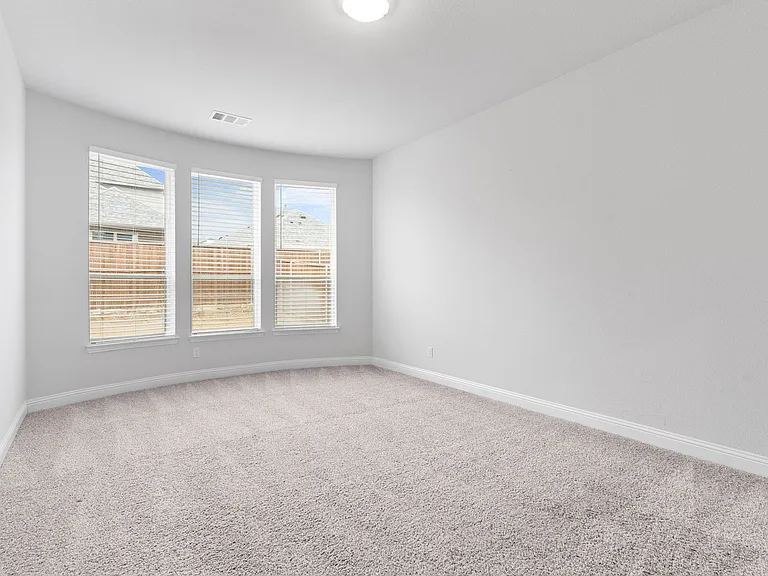 704 Fencerow Trl — Photo 18