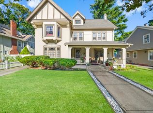 101 Kimberly Ave, Springfield, MA 01108