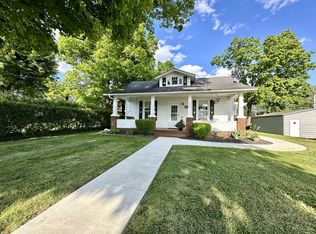 157 E College St, Rio Grande, OH 45674
