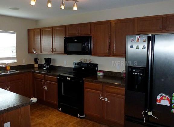 3rd image of 4880 Stone Acres Cir