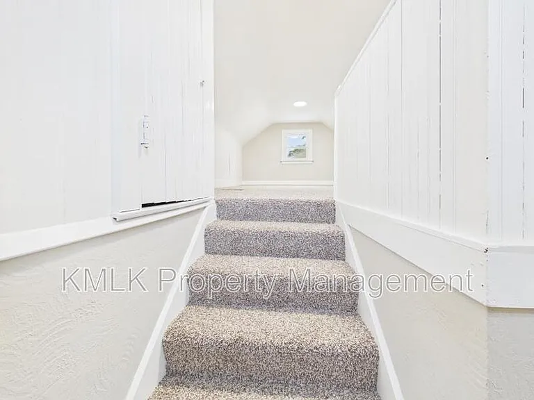 2899 Northland St — Photo 42