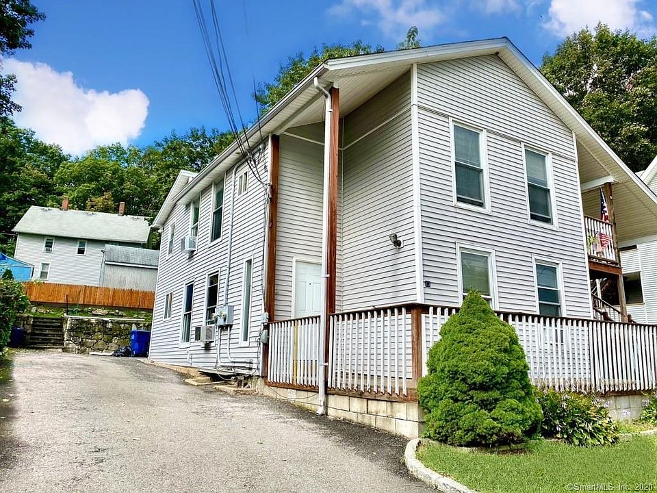 2nd image of 43 Pleasant St